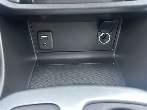 Used 2017 Chevrolet Colorado LT w/ LT Convenience Package image 22