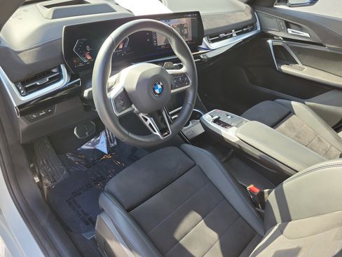 New 2026 BMW X2 xDrive28i w/ Technology Package AWD/4WD image 17