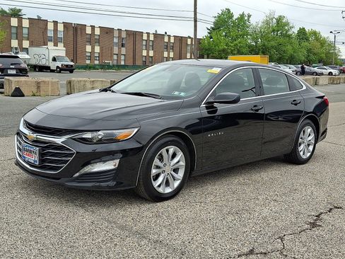 Used 2024 Chevrolet Malibu LT FWD image 3