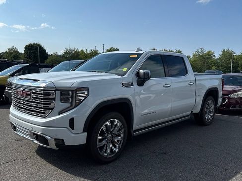 Used 2026 GMC Sierra 1500 Denali AWD/4WD image 3