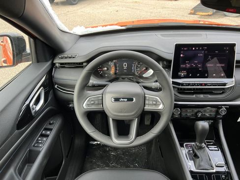 New 2026 Jeep Compass Limited image 22