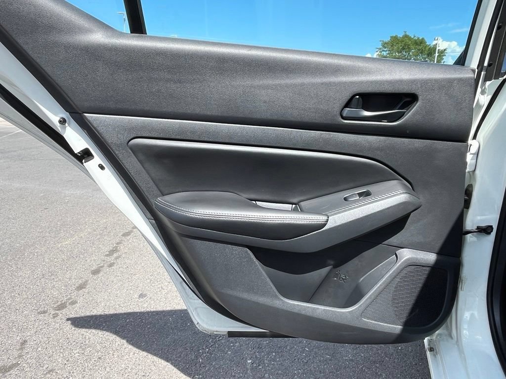 Used 2025 Nissan Altima 2.5 SV AWD/4WD image 21