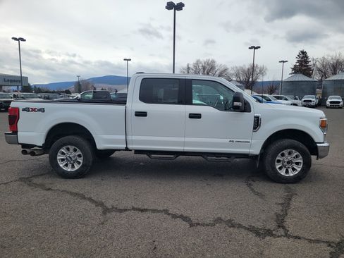 Used 2022 Ford F350 XLT w/ XLT Value Package image 2