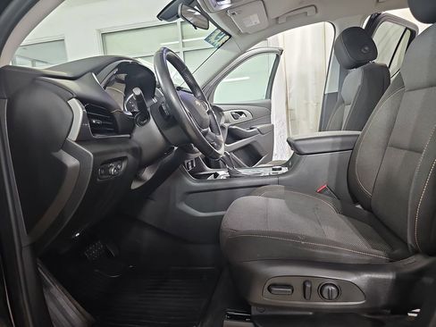 Used 2019 Chevrolet Traverse LT w/ LPO, Blackout Package AWD/4WD image 22