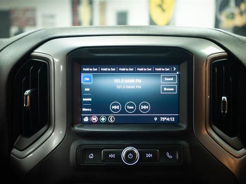 Used 2021 Chevrolet Silverado 1500 Custom Trail Boss AWD/4WD image 17