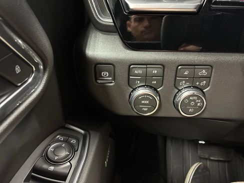 New 2026 GMC Sierra 1500 Elevation w/ Elevation Premium Package AWD/4WD image 16