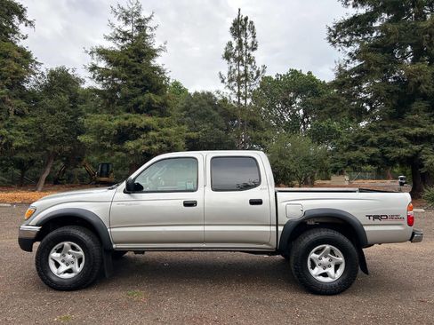 Used 2004 Toyota Tacoma PreRunner image 22