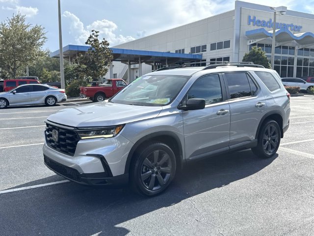 Certified 2023 Honda Pilot Sport image 8