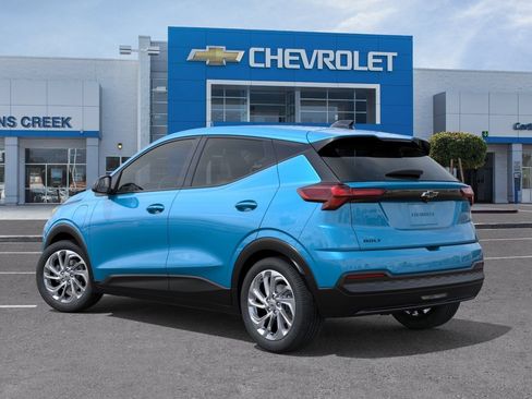 New 2027 Chevrolet Bolt LT w/ Comfort Package FWD image 5