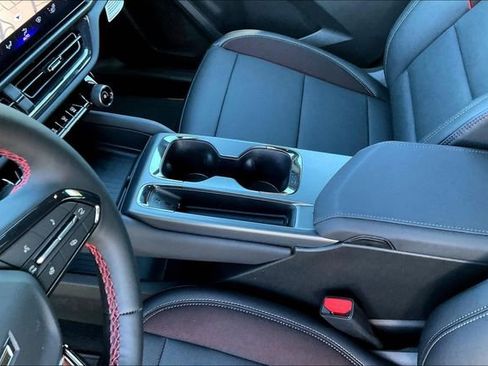 New 2026 Chevrolet Equinox EV RS FWD image 9
