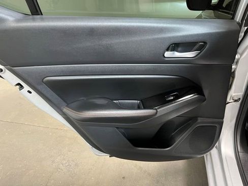 Used 2023 Nissan Altima 2.5 SR FWD image 16