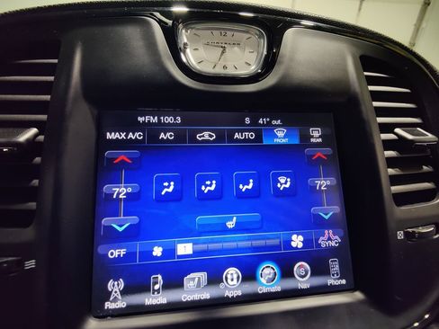 Used 2015 Chrysler 300 S w/ 300S Premium Group image 35