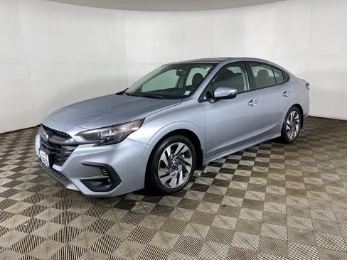 Certified 2025 Subaru Legacy Limited image 10