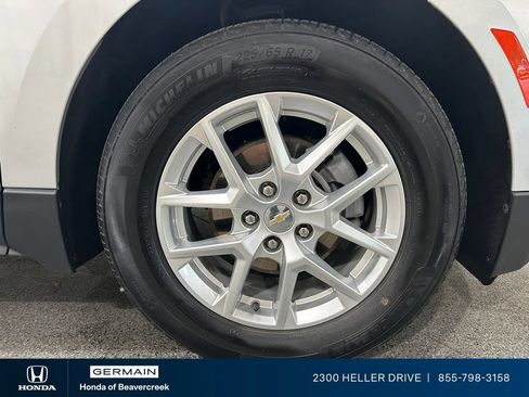 Used 2022 Chevrolet Equinox LT FWD image 12