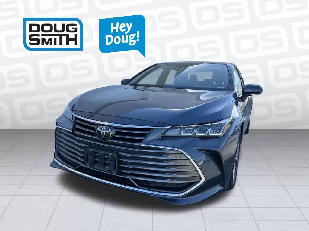 Used 2021 Toyota Avalon XLE FWD image 4