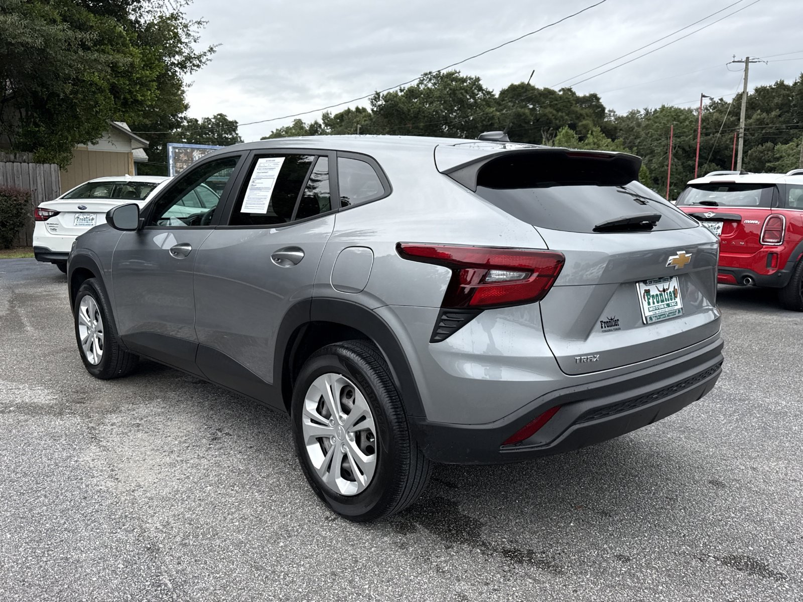 Used 2024 Chevrolet Trax LS FWD image 3