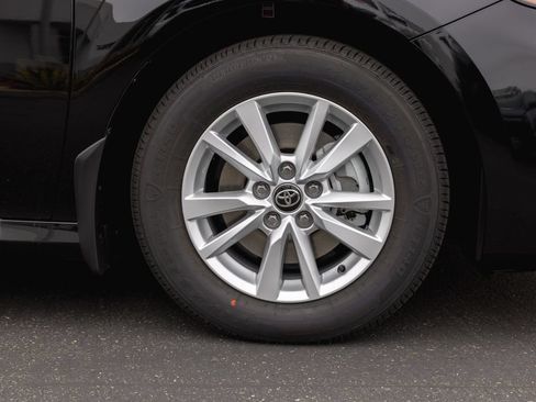 New 2026 Toyota Camry LE w/ Convenience Package FWD image 4