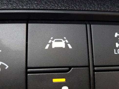 Used 2020 Hyundai Santa Fe SEL w/ Convenience Package image 32