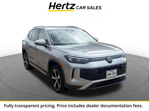 Used 2026 Volkswagen Tiguan SE AWD/4WD image 1