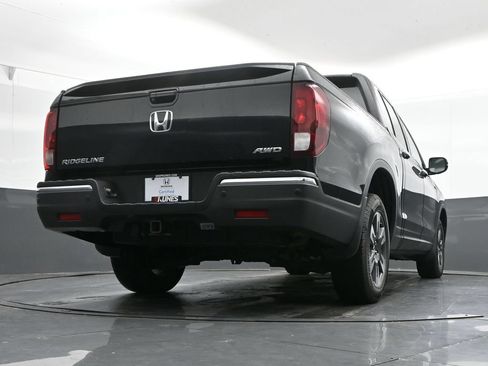 Used 2018 Honda Ridgeline RTL-E image 32