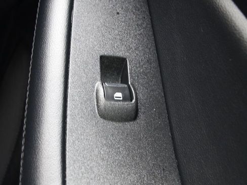 Used 2024 Ford Edge SEL AWD/4WD image 25