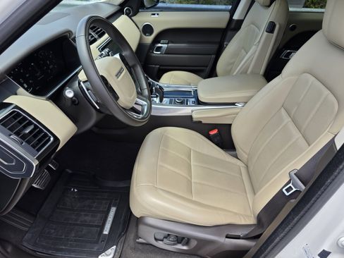 Certified 2022 Land Rover Range Rover Sport HSE Silver Edition image 10