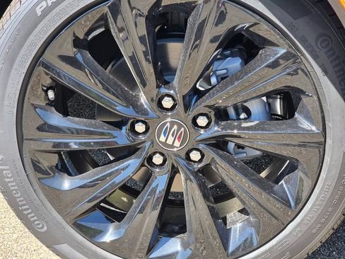 New 2026 Buick Envista Sport Touring w/ Convenience I Package FWD image 9