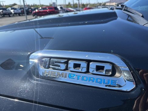 Certified 2021 RAM 1500 Limited image 15