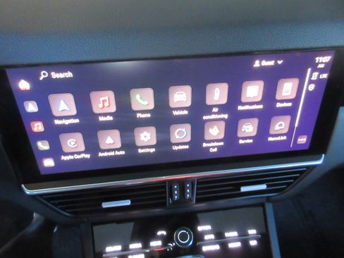 Used 2023 Porsche Cayenne image 56