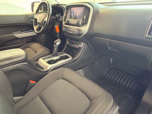 Used 2022 Chevrolet Colorado LT w/ Fleet Safety Package RWD image 20