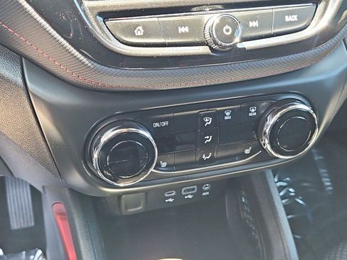 Used 2023 Chevrolet TrailBlazer RS w/ Convenience Package FWD image 17