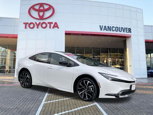 Certified 2023 Toyota Prius Prime FWD image 1