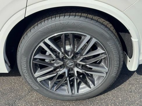 Certified 2026 Acura MDX SH-AWD w/ Advance Package image 5