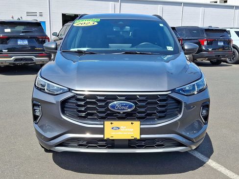 Certified 2023 Ford Escape ST-Line Elite AWD/4WD image 2