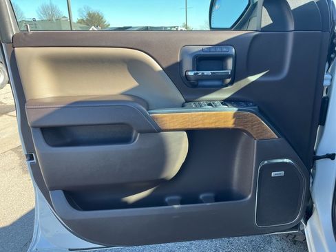 Used 2018 Chevrolet Silverado 1500 LTZ w/ Sport Package image 25