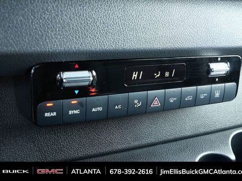 Used 2024 Mercedes-Benz Sprinter 2500 image 15