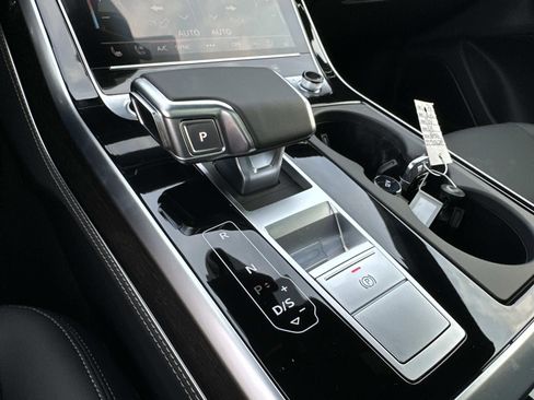 New 2026 Audi Q8 Premium Plus AWD/4WD image 24