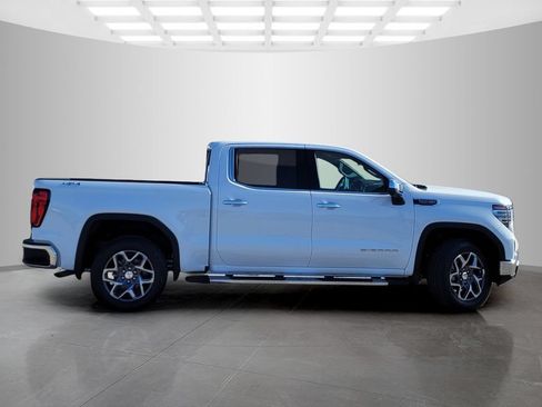 New 2026 GMC Sierra 1500 SLT w/ SLT Premium Package AWD/4WD image 3