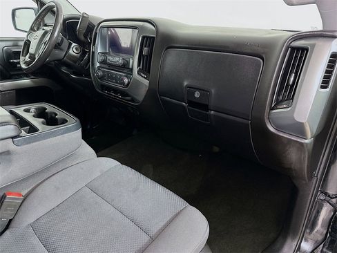 Used 2018 Chevrolet Silverado 1500 LT image 29