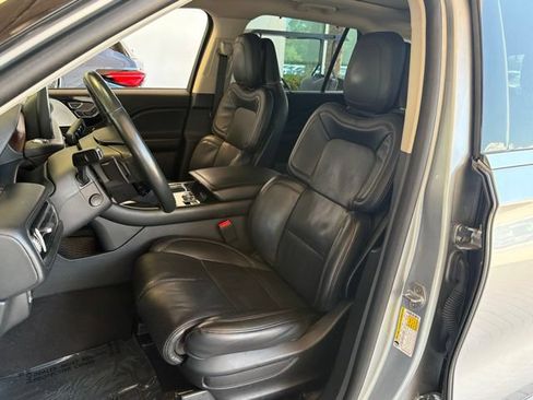 Certified 2023 Lincoln Aviator Reserve w/ Equipment Group 201A RWD image 13