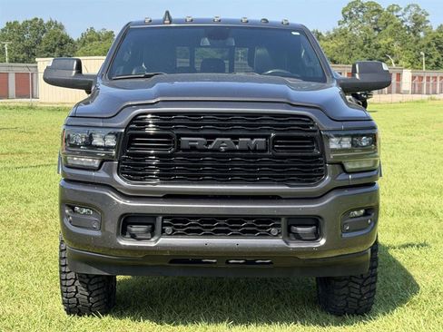 Used 2022 RAM 2500 Limited w/ Night Edition AWD/4WD image 2