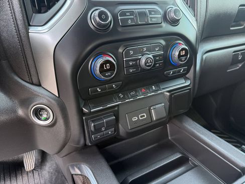 Used 2021 Chevrolet Silverado 1500 LT Trail Boss w/ Bed Protection Package AWD/4WD image 21