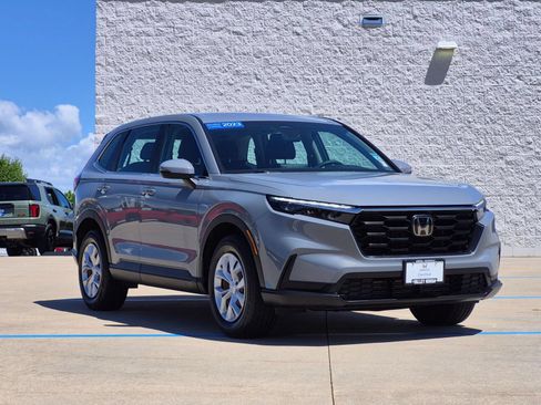 Certified 2023 Honda CR-V LX image 5