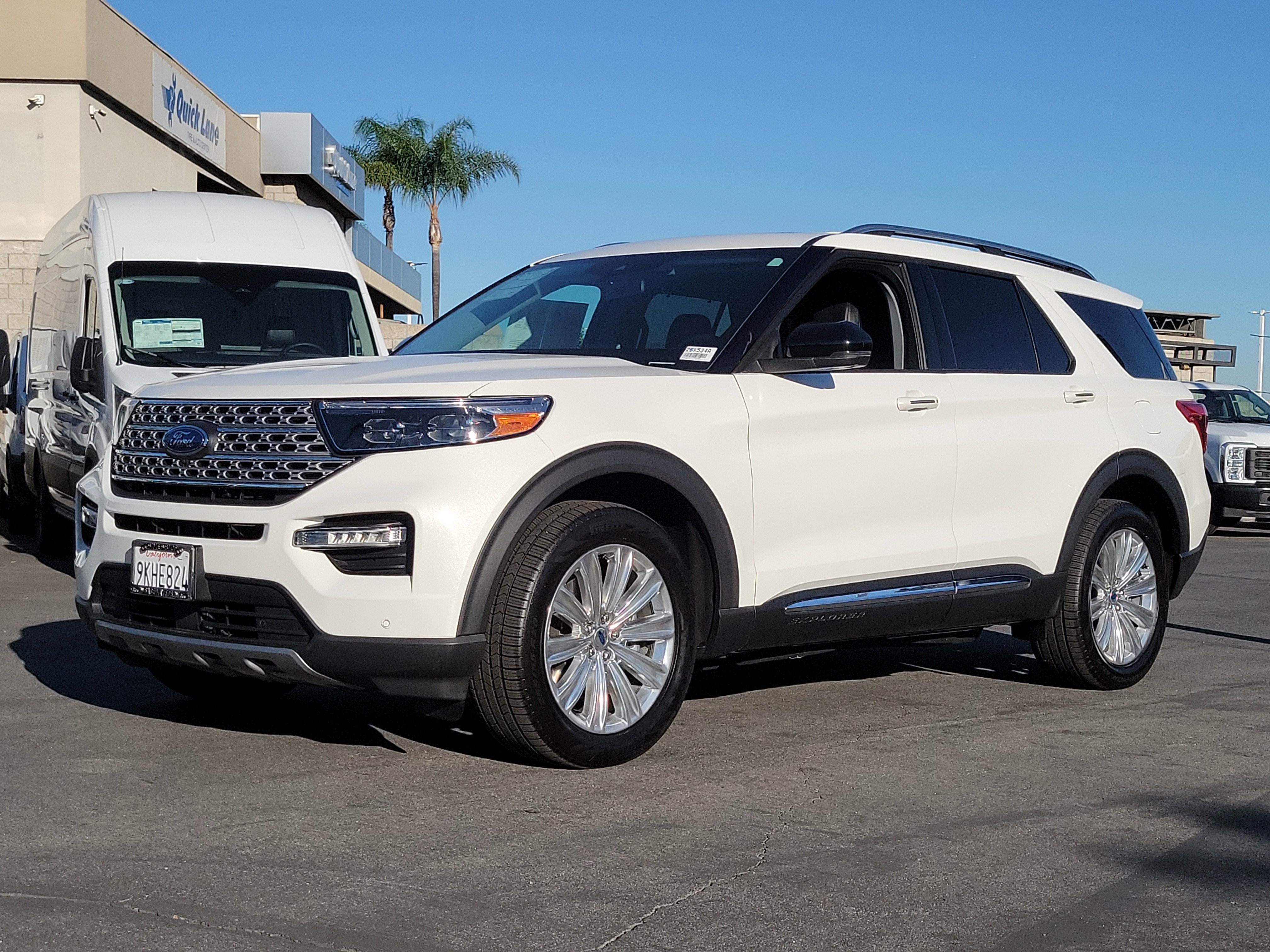 Certified 2023 Ford Explorer Limited w/ Hybrid Equipment Group 310A AWD/4WD image 18
