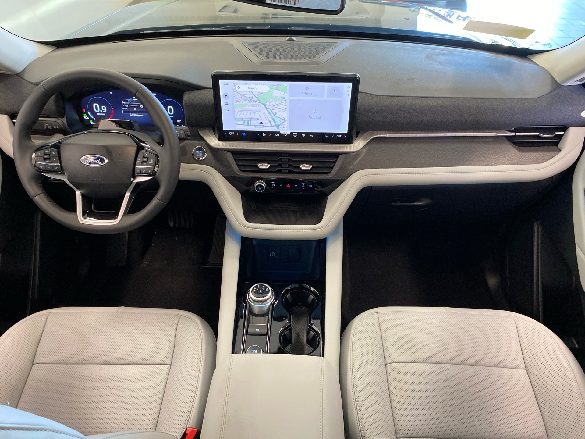 New 2026 Ford Explorer Platinum w/ LUX Leather Package AWD/4WD image 11