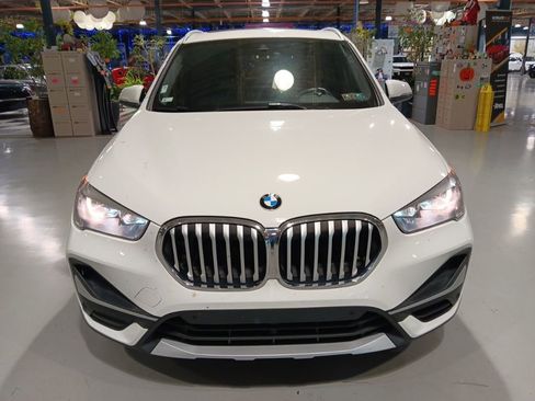 Used 2021 BMW X1 xDrive28i w/ Convenience Package AWD/4WD image 3