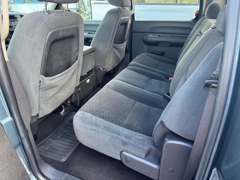 Used 2007 Chevrolet Silverado 3500 LT w/ EZ-Lift Tailgate Package image 12