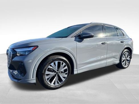 Used 2024 Audi Q4 e-tron Premium Plus w/ Premium Plus image 10