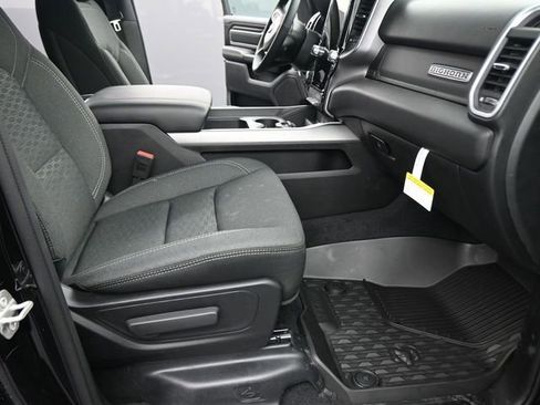 New 2026 RAM 1500 Big Horn AWD/4WD image 23