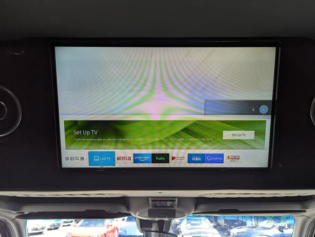 Used 2017 Mercedes-Benz Sprinter 2500 image 50